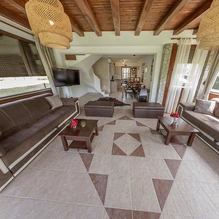 Bihać Casa Dellˇ Amoreヴィラ エクステリア 写真