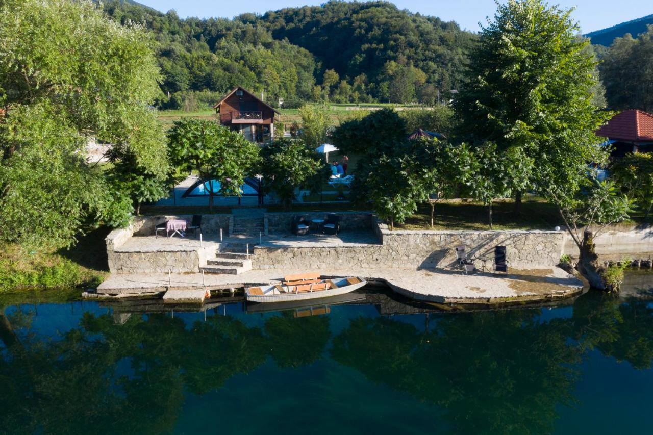 Bihać Casa Dellˇ Amoreヴィラ エクステリア 写真