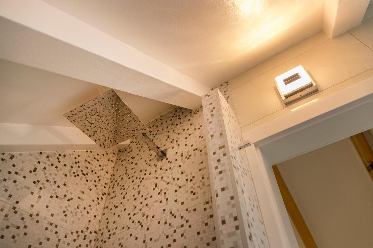 Bihać Casa Dellˇ Amoreヴィラ エクステリア 写真