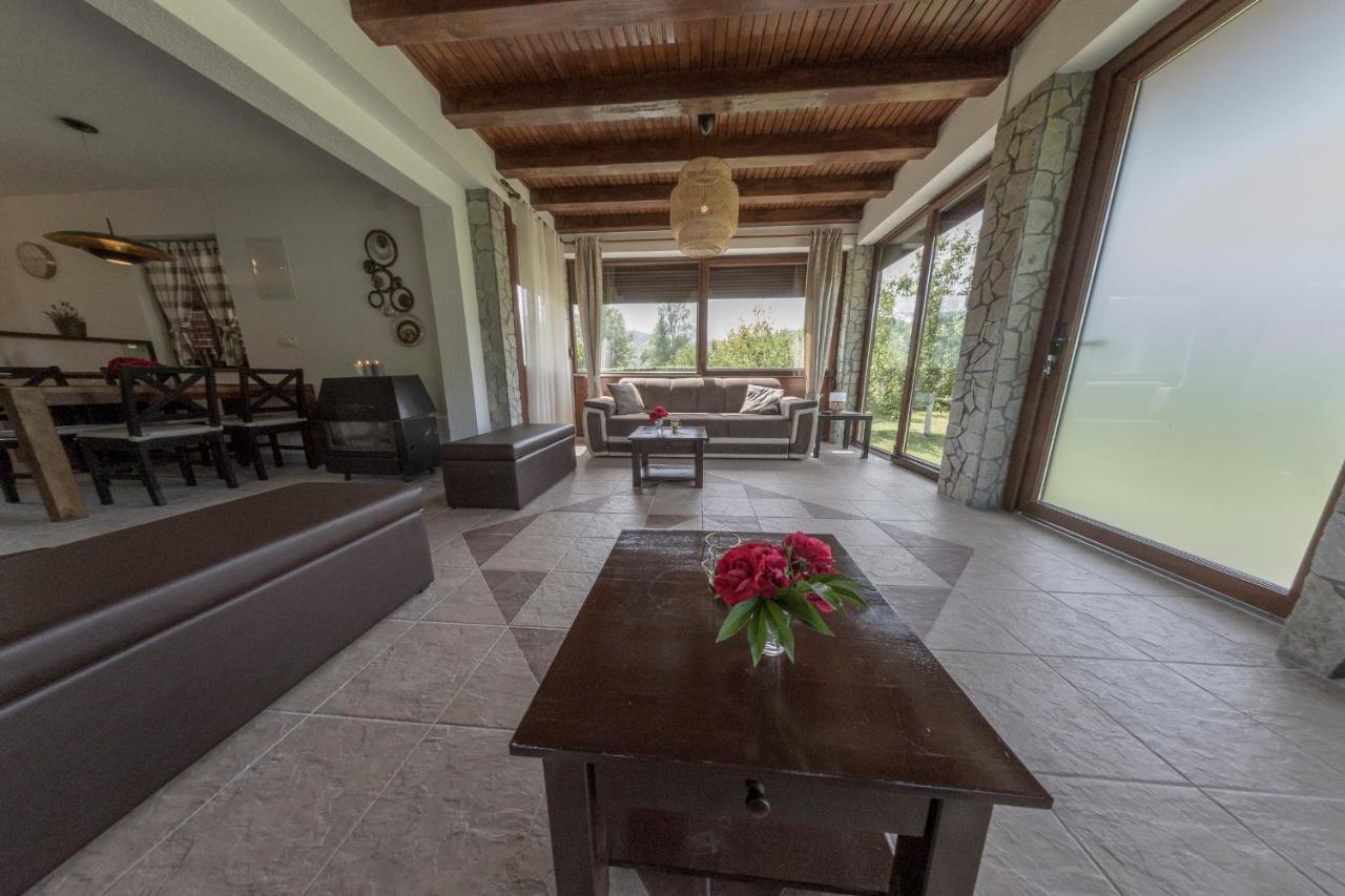 Bihać Casa Dellˇ Amoreヴィラ エクステリア 写真