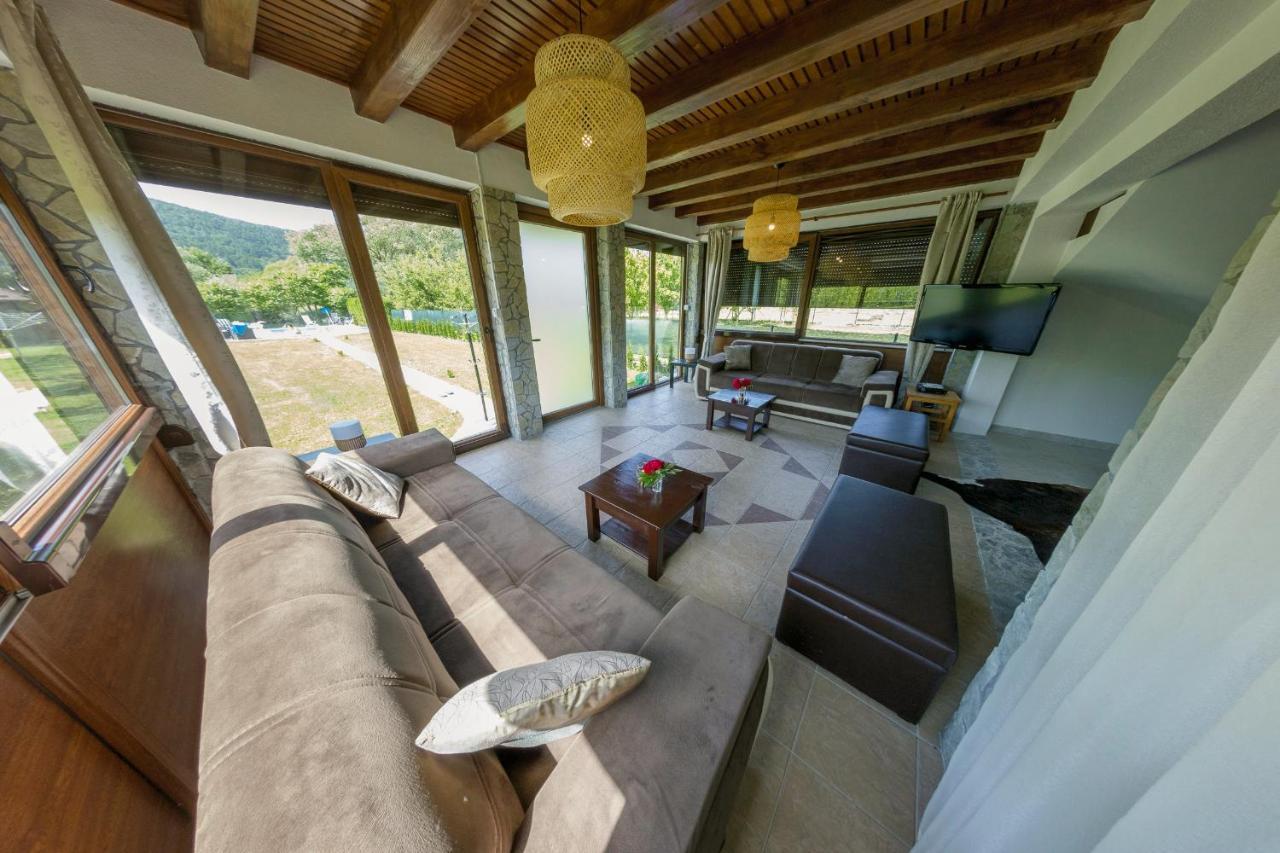 Bihać Casa Dellˇ Amoreヴィラ エクステリア 写真