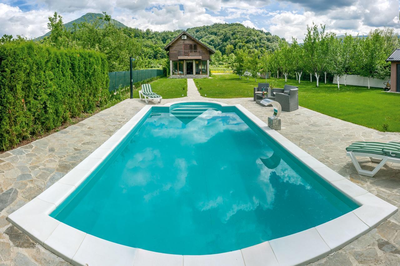Bihać Casa Dellˇ Amoreヴィラ エクステリア 写真
